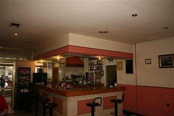 Hostal Liste Station ア・コルーニャ エクステリア 写真